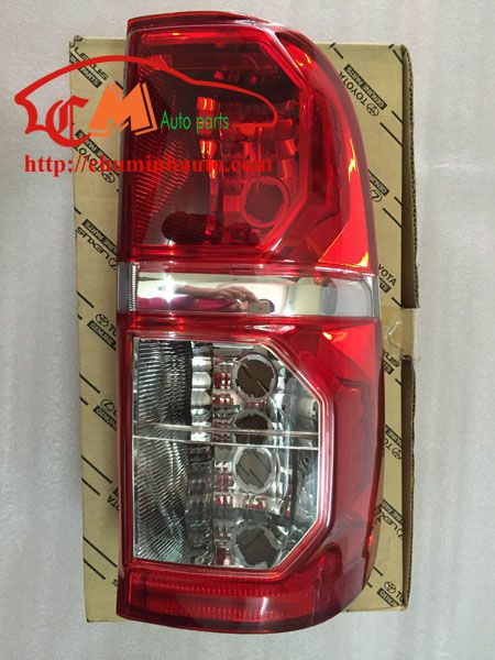 Đèn hậu phải Toyota Hilux (RH): 81551-0K140; 815510K140